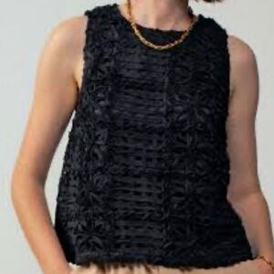 Urban Daizy Women’s Elegant Black Textured Sleeveless Top